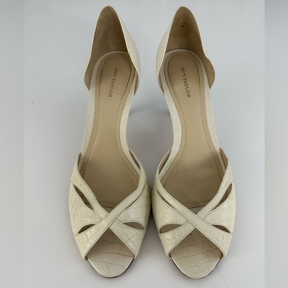 ANN TAYLOR Cream Snake Print Open Toe Heels